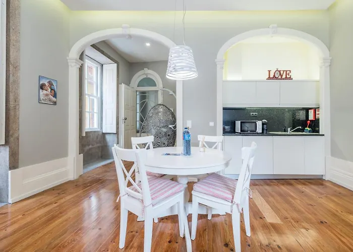 Guestready - Chic Retreat In The Heart Of شقة *