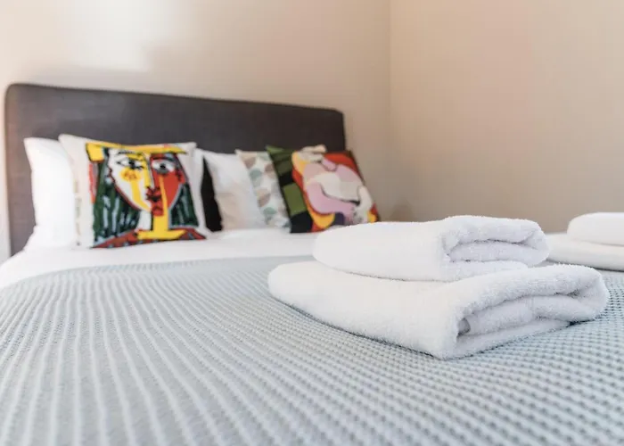 Guestready - Chic Retreat In The Heart Of شقة