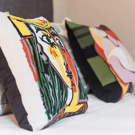 Guestready - Chic Retreat In The Heart Of דירה פורטו