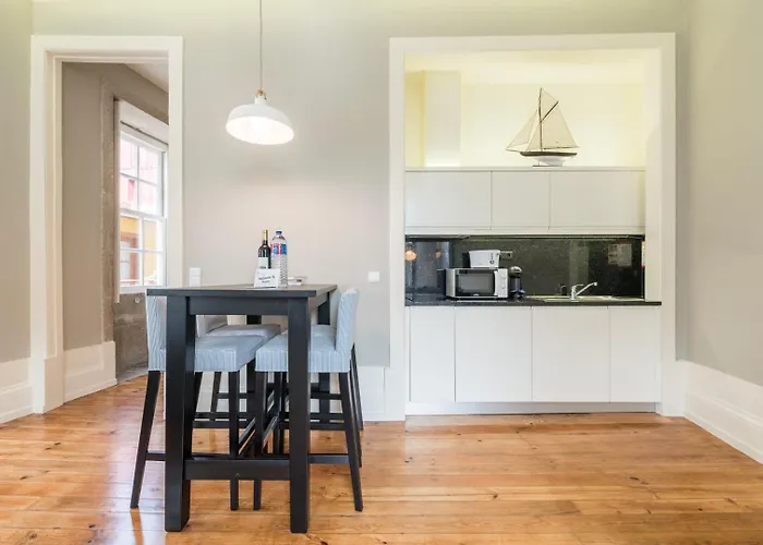 דירה Guestready - Chic Retreat In The Heart Of *