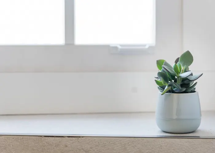 Guestready - Chic Retreat In The Heart Of דירה