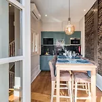 Guestready - Chic Retreat In The Heart Of Lejlighed