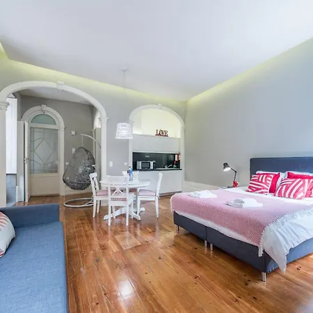 Апартаменты Guestready - Chic Retreat In The Heart Of Порту