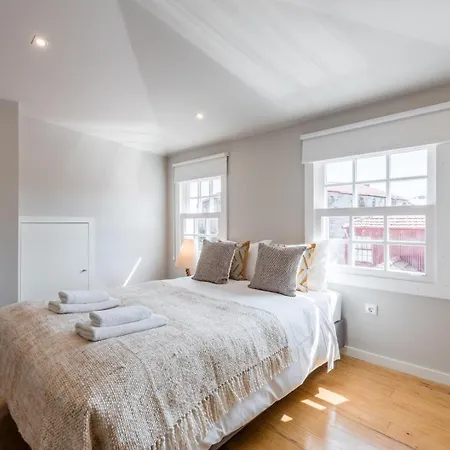 Guestready - Chic Retreat In The Heart Of * Oporto