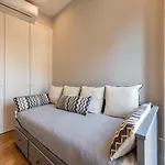 דירה Guestready - Chic Retreat In The Heart Of